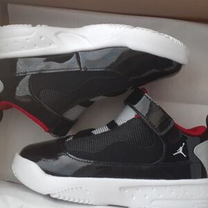 Jordan Max Aura 2 in Black, Red, White, and Gray